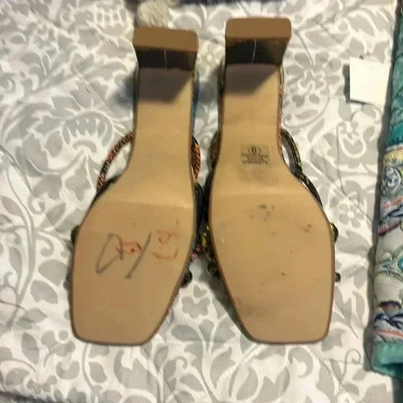 D high heel - Picture 6 of 8